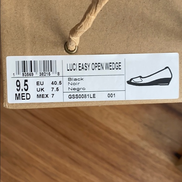 Women’s Gentle Souls By Kenneth Cole NWT 9.5 - Picture 6 of 8